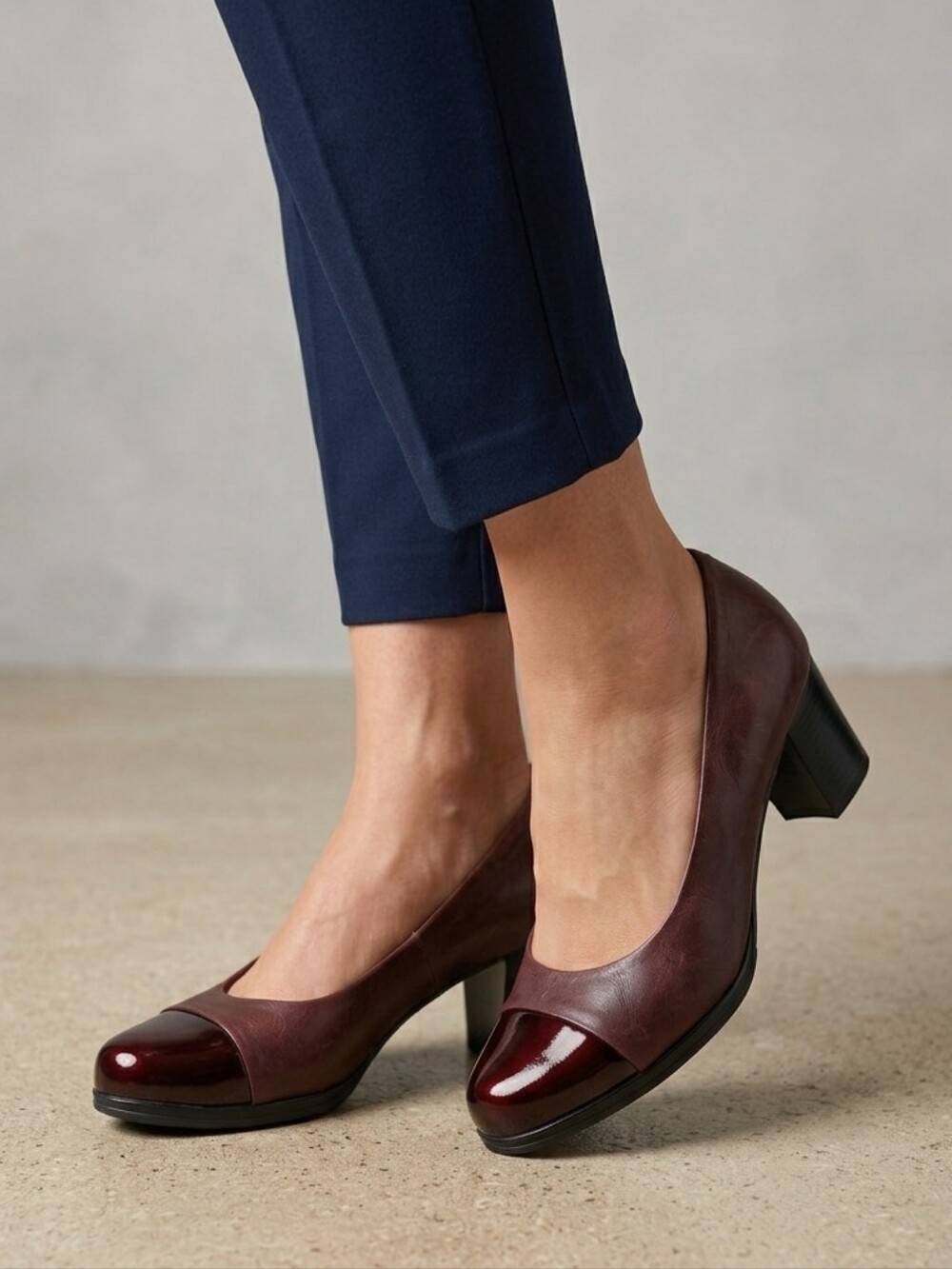 Karston Paris Leather Block Heel Pumps EU 38 Burgundy Cap Toe Slip On Shoes